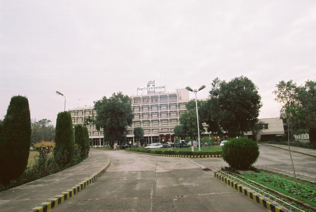 Pearl Continental Hotel, Peshawar Exterior photo
