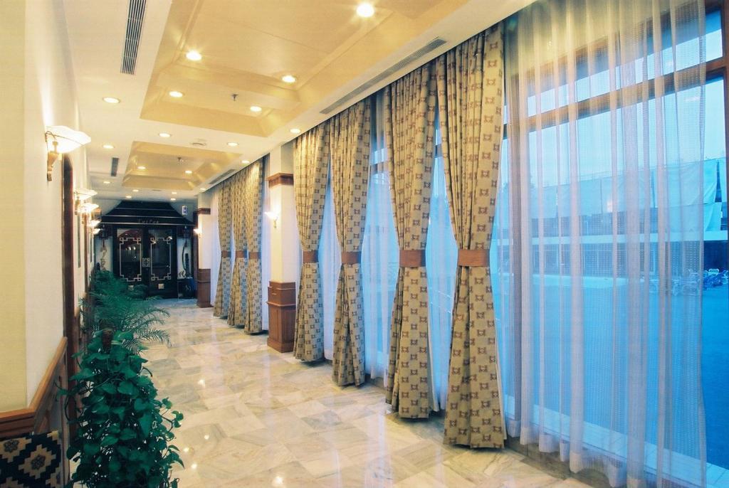Pearl Continental Hotel, Peshawar Exterior photo