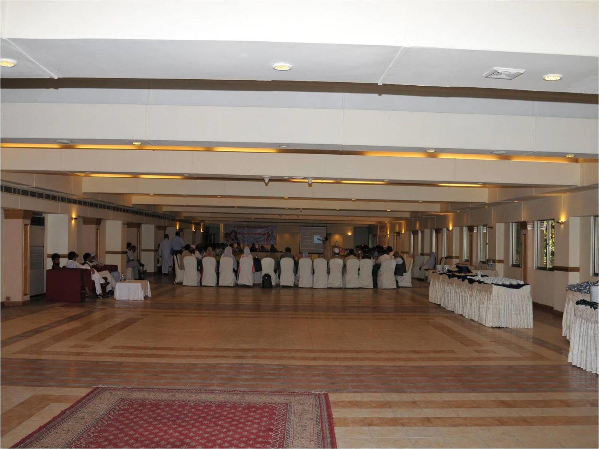 Pearl Continental Hotel, Peshawar Exterior photo